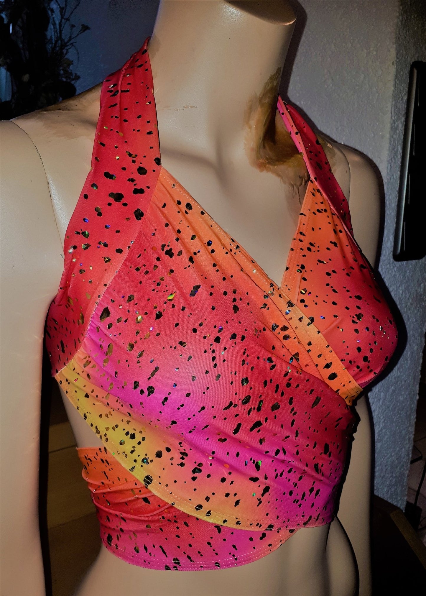 Bandage Top Wickel Bikini Oberteil gelb/orange/pink mit Gold Hologramm Metallic Blättchen bauchfrei Tanzsport - Lycra - SEXSENSE