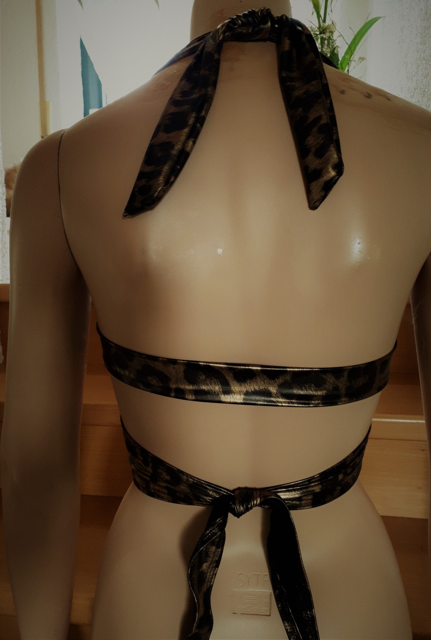 Bandage Wickel - Top Bikini Oberteil Leoprint Gold Metallic bauchfrei Tanzsport - Lycra - SEXSENSE