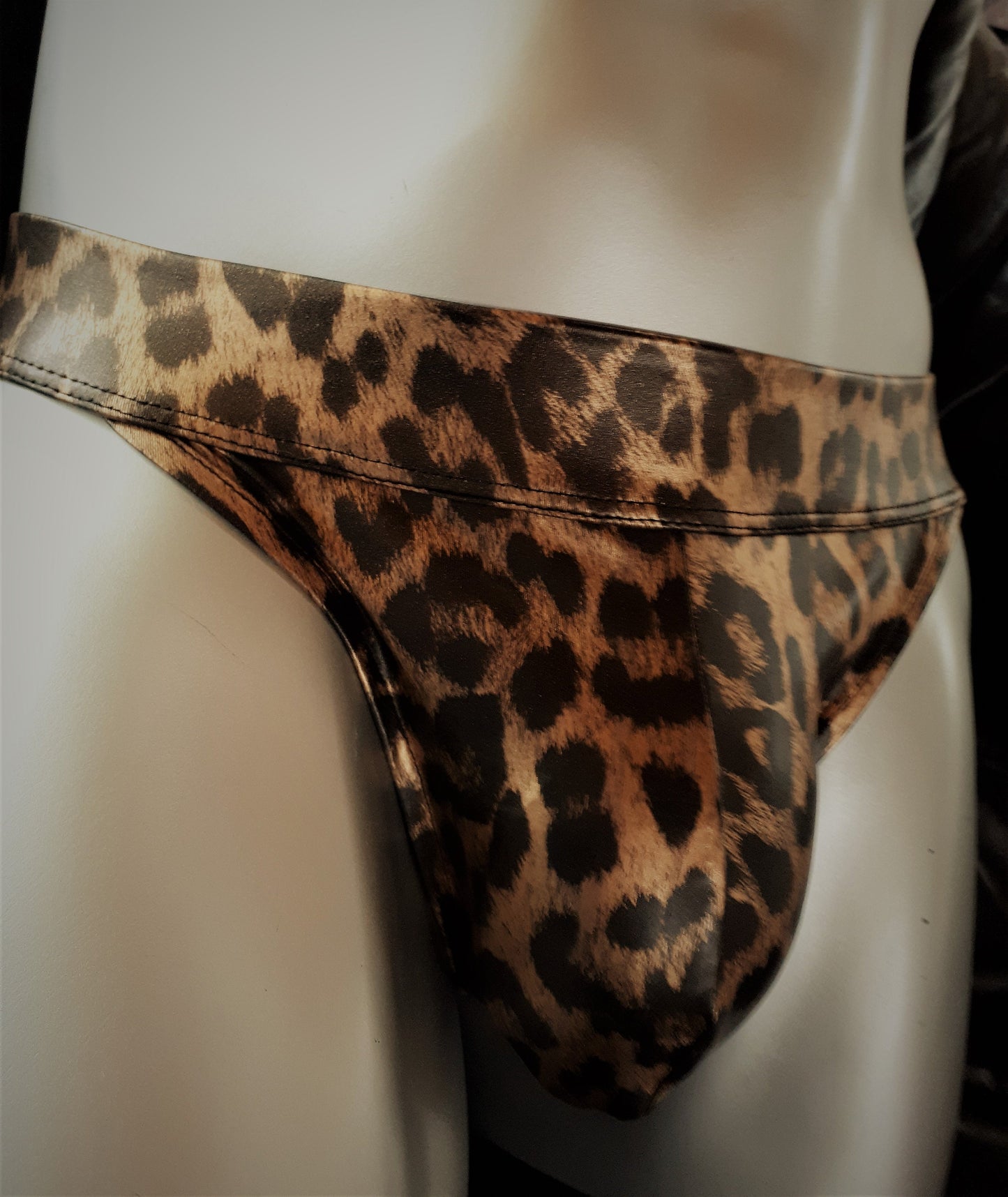 Thong fetisch ouvert Silikon Cockring Clubwear Leoprint Unikat Gr.M Suspensorium Push Up