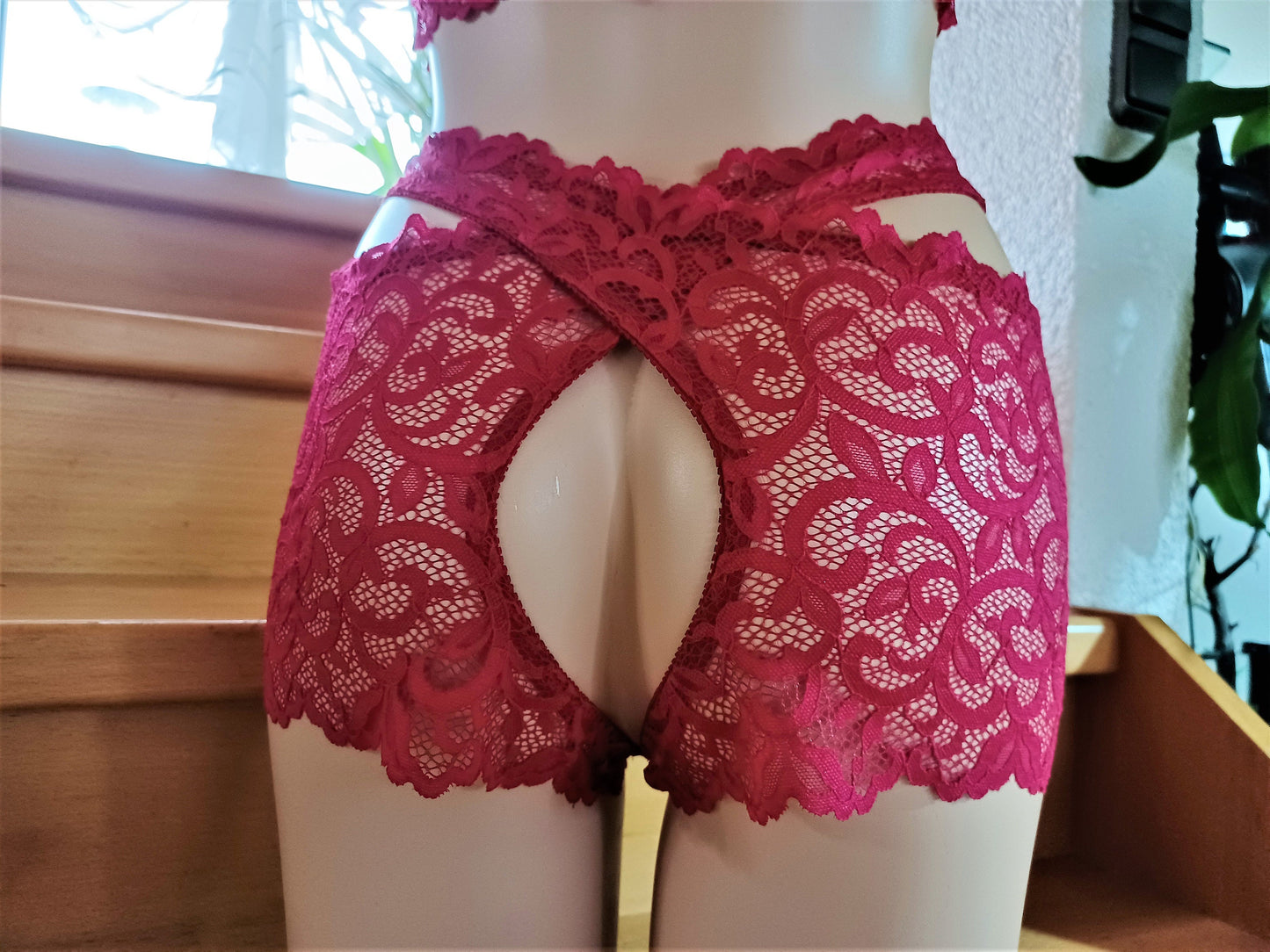 Damen Stay Hip, ouvert Oberschenkelschoner, Strumpfbänder Straps, elastische Spitze rot Halterloser UNIKAT, sexy Dessous, Fetisch