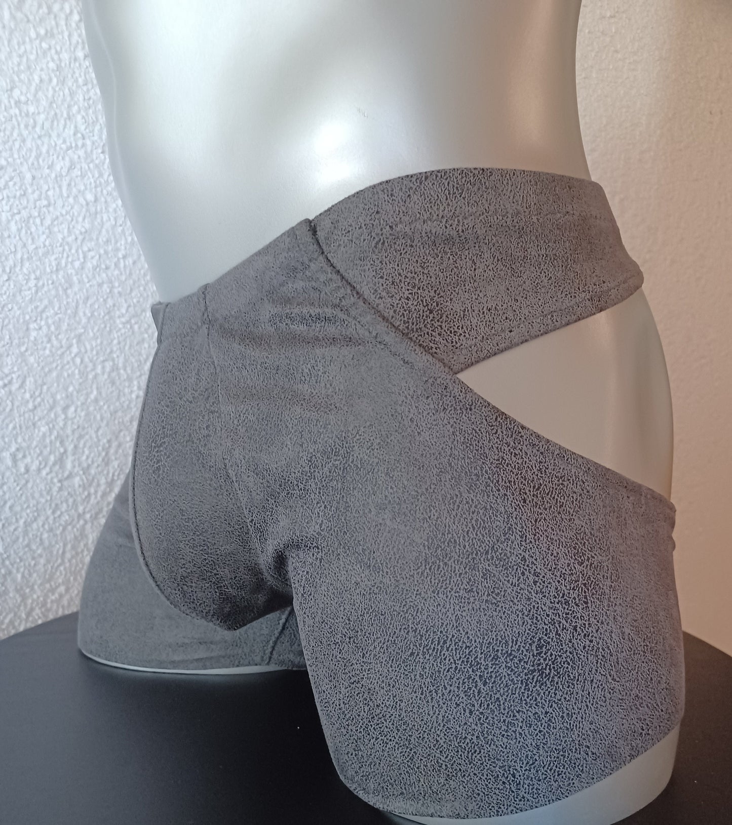 Open Butt Reizwäsche ouvert Wildleder antik dunkelgrau Herren Dessous Unterwäsche Lingerie Sissy Boxershort  Gr M Unikat