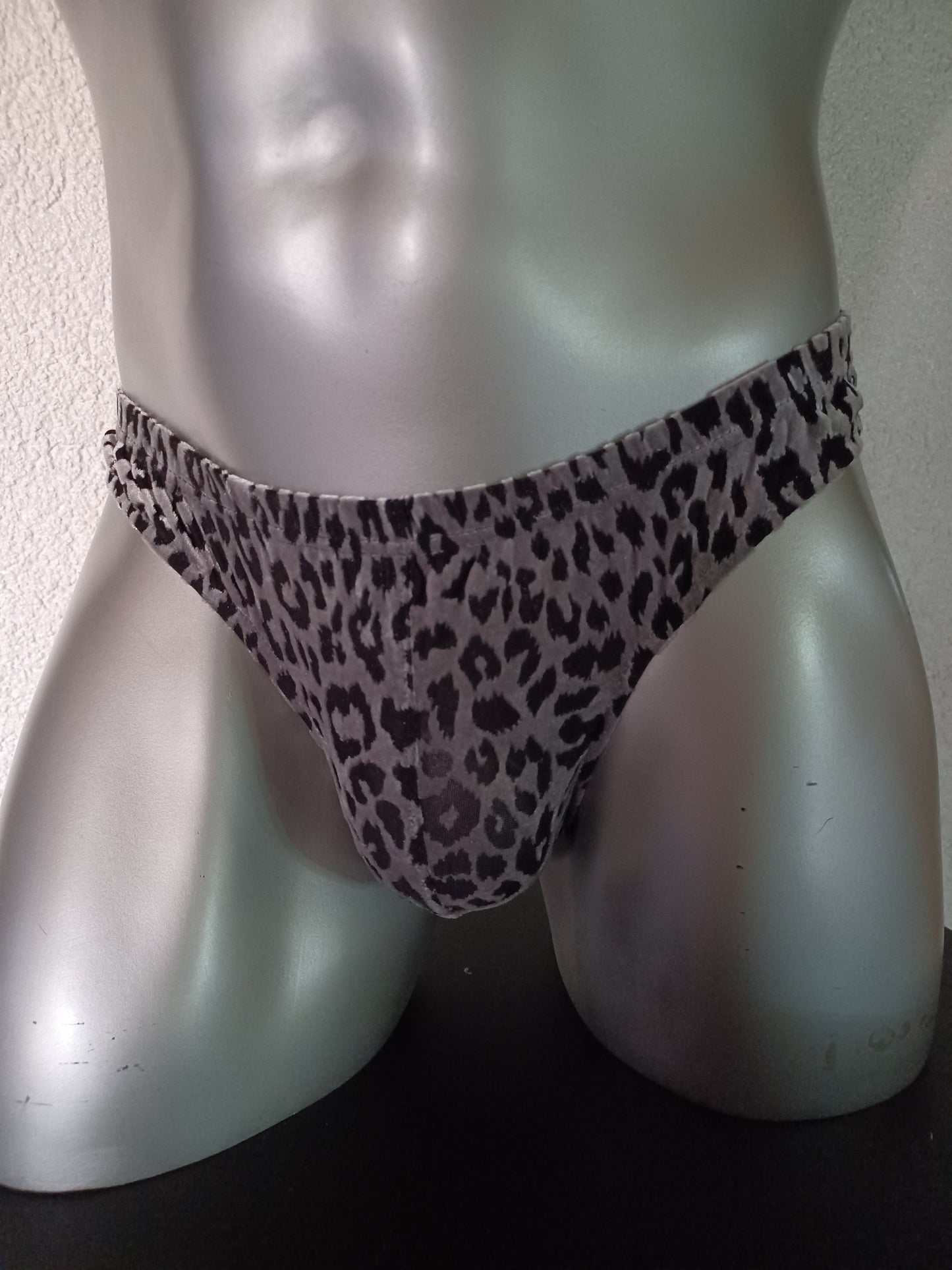 Slip Tanga  Herren Dessous Unterwäsche Badehose Lingerie  elastisches Lycra silber Samt transparent Gr M/L Unikat