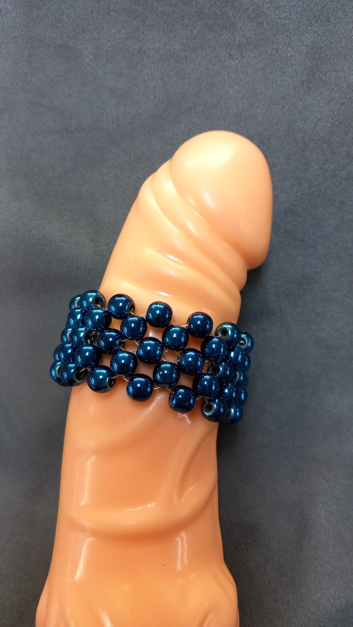 Penisring Masturbator 75 rotierende Nacht blaue Hämatit-Perlen auf Chirurgenstahl Innen-Umfang ca 11,6cm